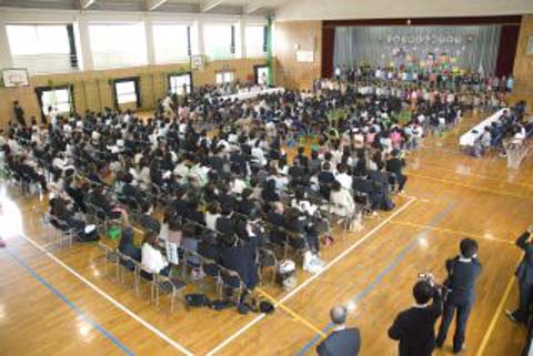 平成２２年度小学校入学式